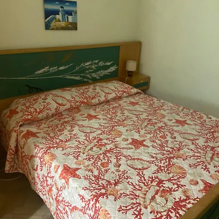 Bouganville Levanto